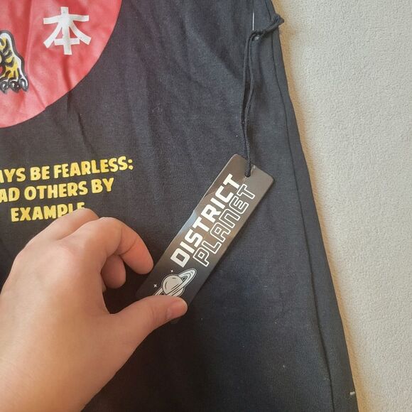 District Planet Black Tokyo Tiger Boy T-shirt Size 14-15 - Picture 3 of 6